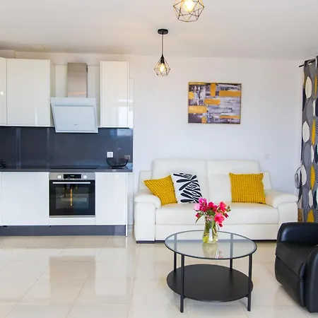 Callao Salvaje 3br With Heated Pool Outdoor Kitchen & Gas Bbq Stunning Views Βίλα Costa Adeje (Tenerife)