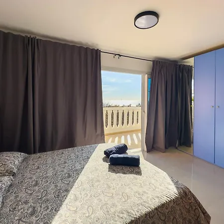 Callao Salvaje 3br With Heated Pool Outdoor Kitchen & Gas Bbq Stunning Views Βίλα Costa Adeje (Tenerife)